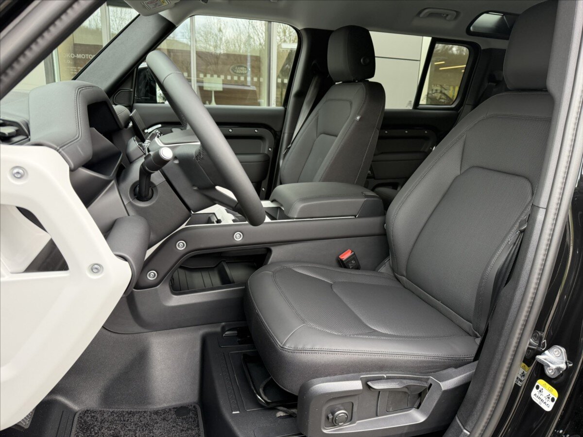 Land Rover Defender SUV / Terénní 3,0 l 147 kw