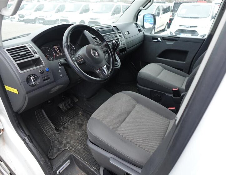 Volkswagen Caravelle Ostatní 2,0 l 132 kw