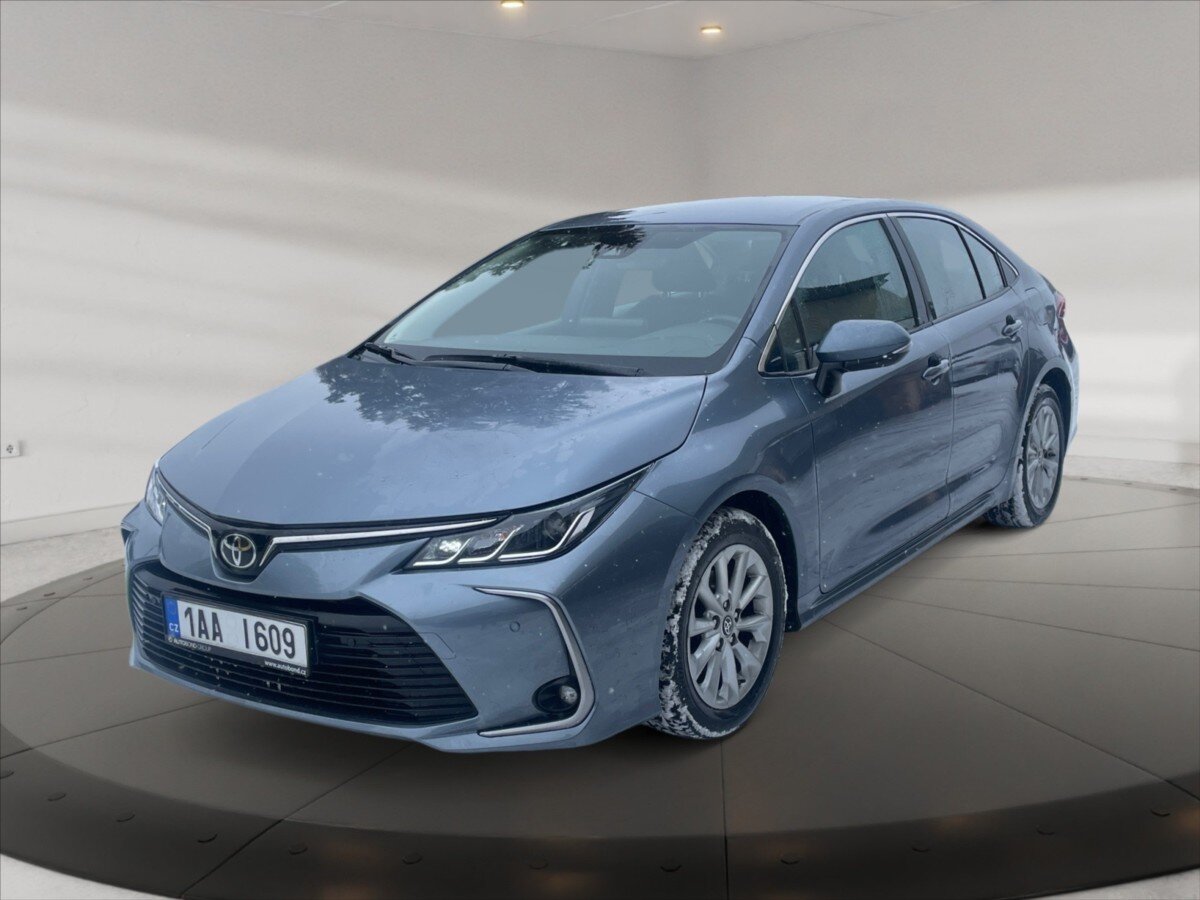 Toyota Corolla Sedan / Limuzína 1,5 l 92 kw