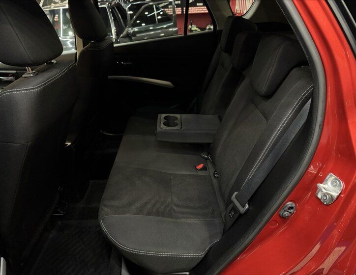 Suzuki SX4 S-Cross 22