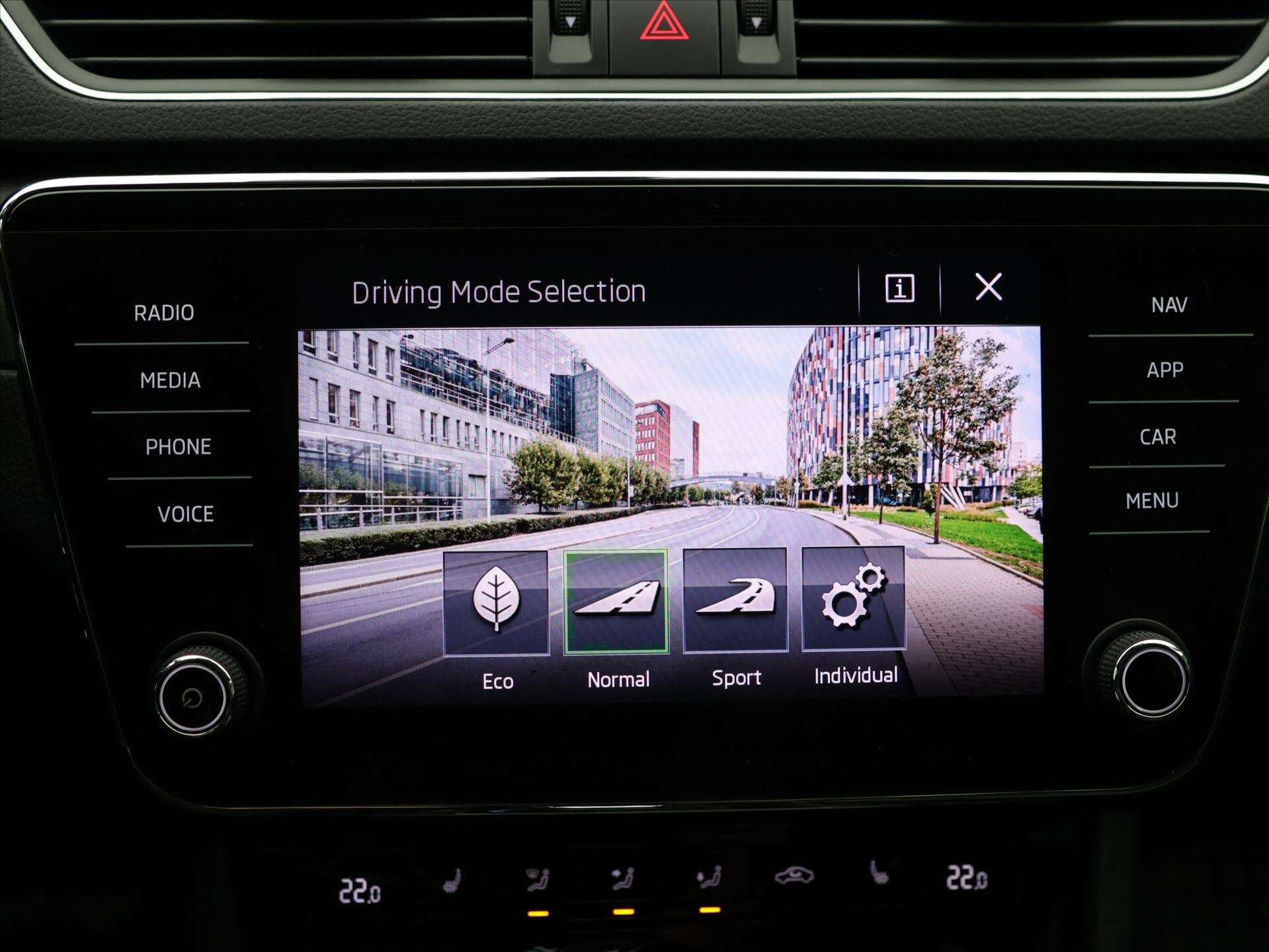 Škoda Superb Kombi 2,0 l 110 kw