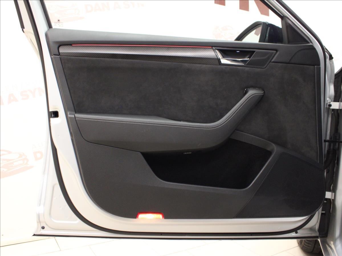 Škoda Superb Kombi 1,4 l 115 kw