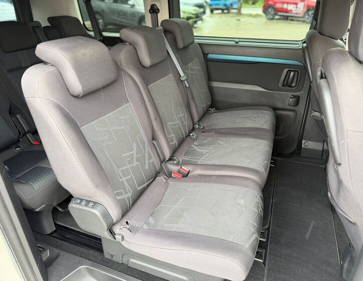 Peugeot Traveller VAN / Minibus 2,0 l 132 kw