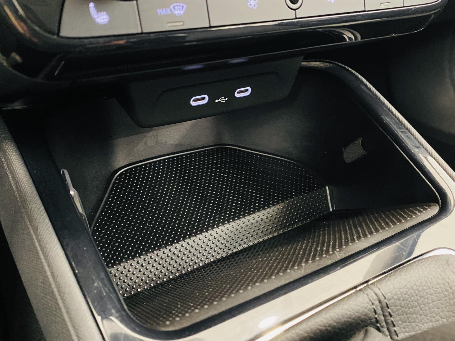 Škoda Fabia Hatchback 999,0 59 kw