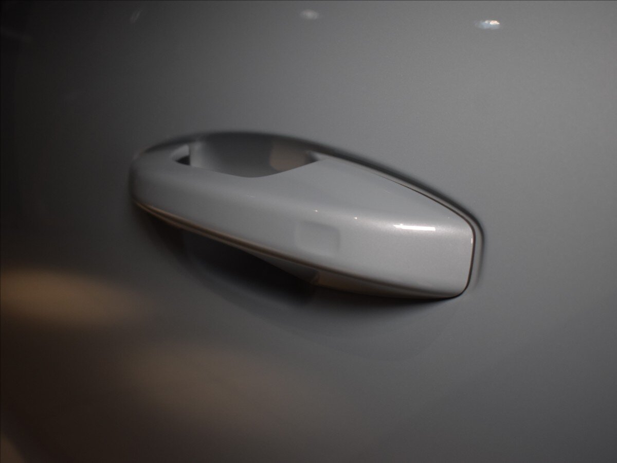 Volvo EX40 SUV 0,0 185 kw