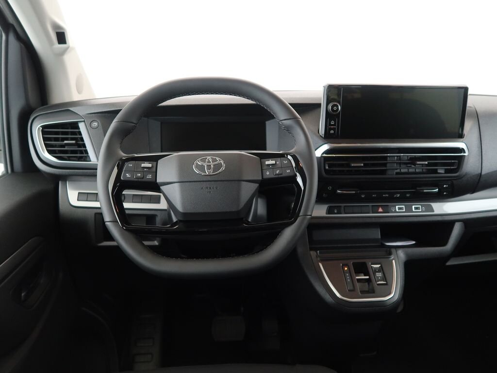 Toyota ProAce Verso VAN / Minibus 2,2 l 0