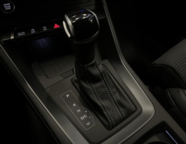 Audi Q3 SUV / Terénní 1,5 l 110 kw