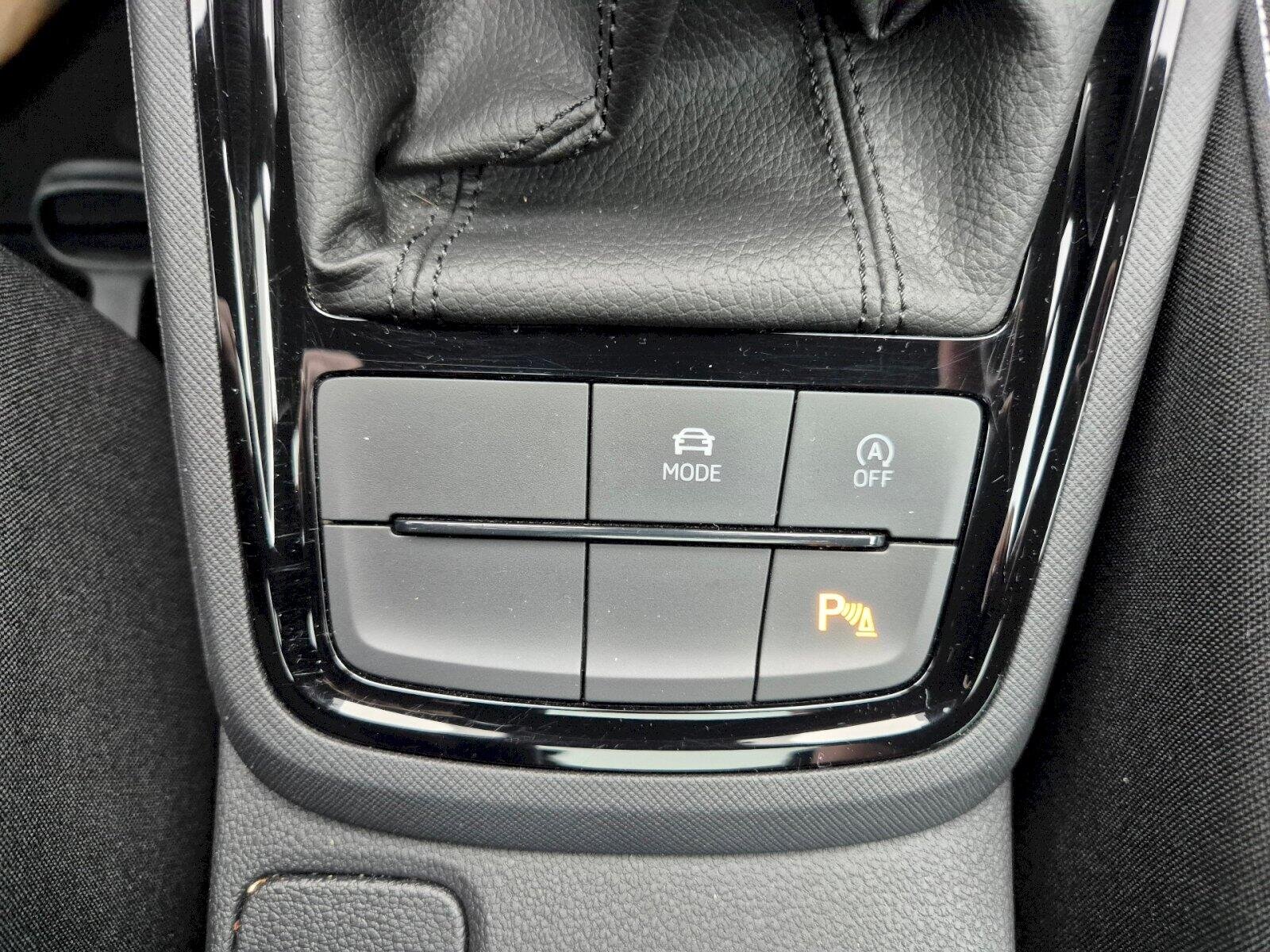 Škoda Scala Hatchback 1,0 l 85 kw