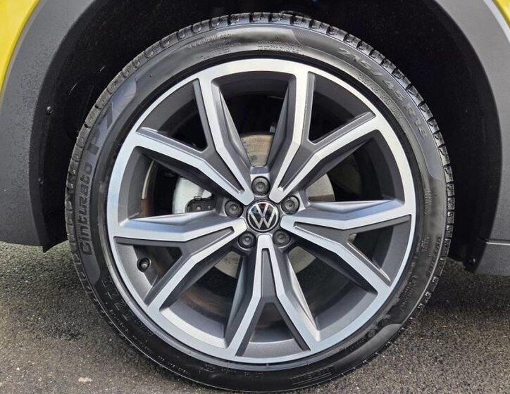 Volkswagen T-Cross SUV 999,0 85 kw