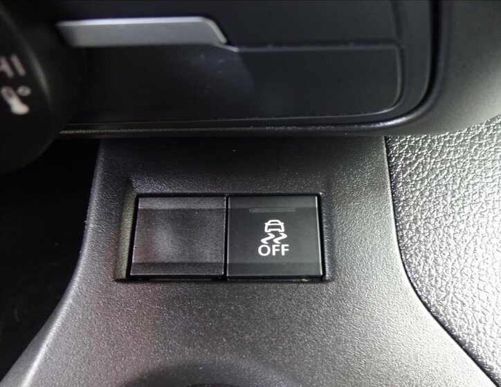 Peugeot Partner Skříň 1,2 l 81 kw