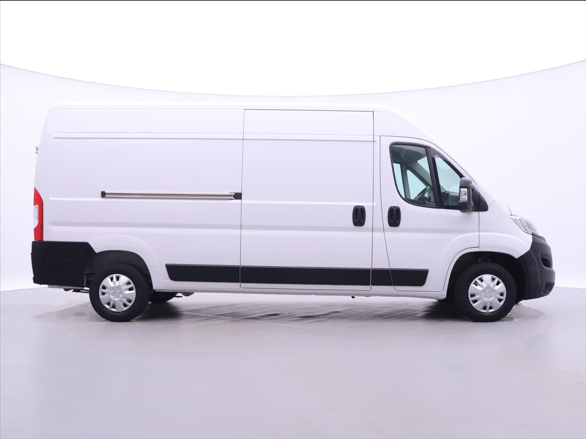 Opel Movano Ostatní 2,2 l 103 kw
