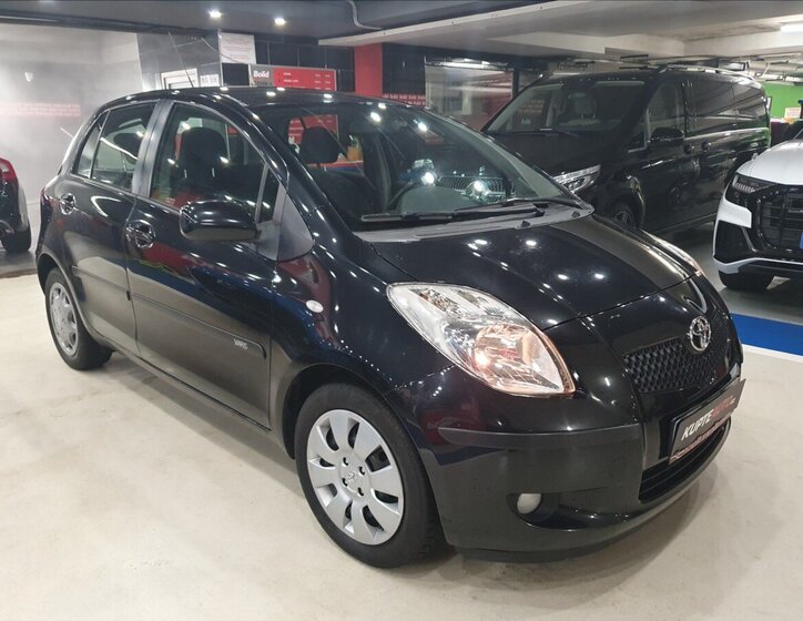 Toyota Yaris Hatchback 998,0 51 kw