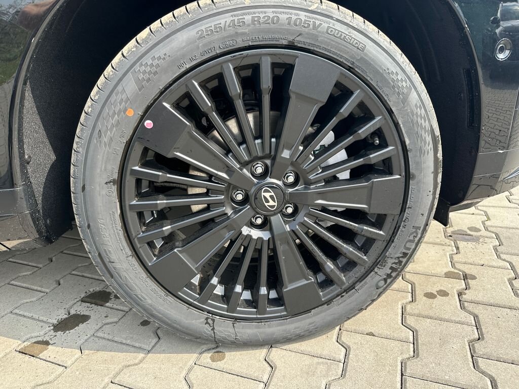 Hyundai Santa Fe SUV / Terénní 1,6 l 185 kw