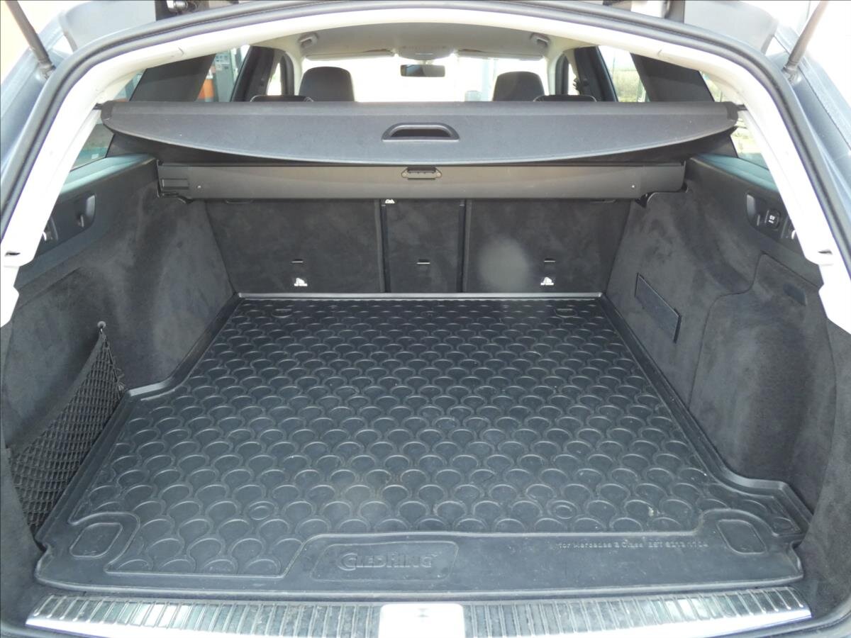 Mercedes-Benz Třídy E Kombi 2,0 l 143 kw