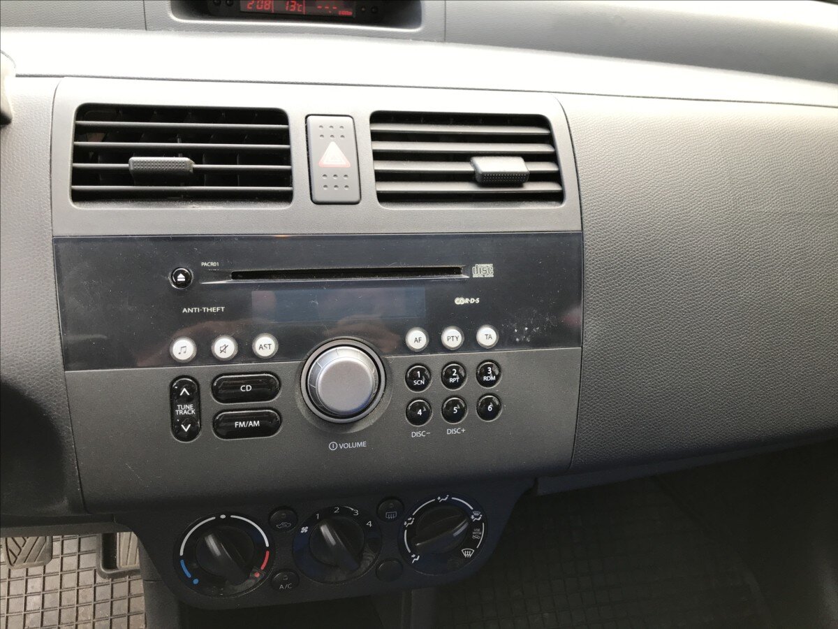 Suzuki Swift Hatchback 1,3 l 67 kw