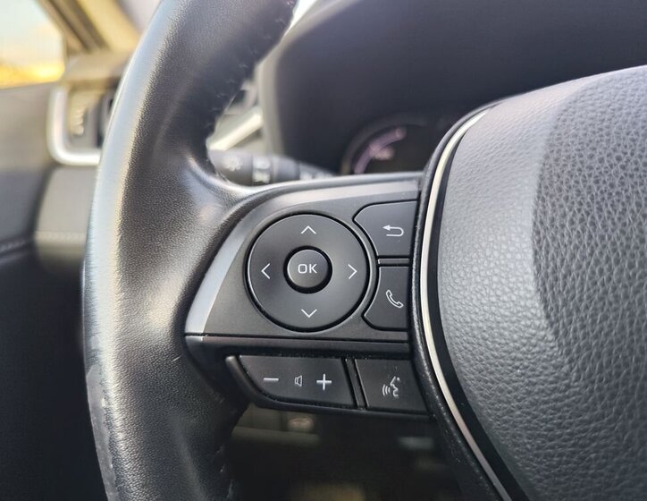 Toyota RAV4 SUV 2,5 l 163 kw