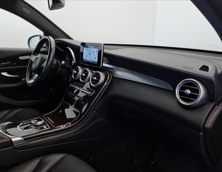 Mercedes-Benz GLC 14