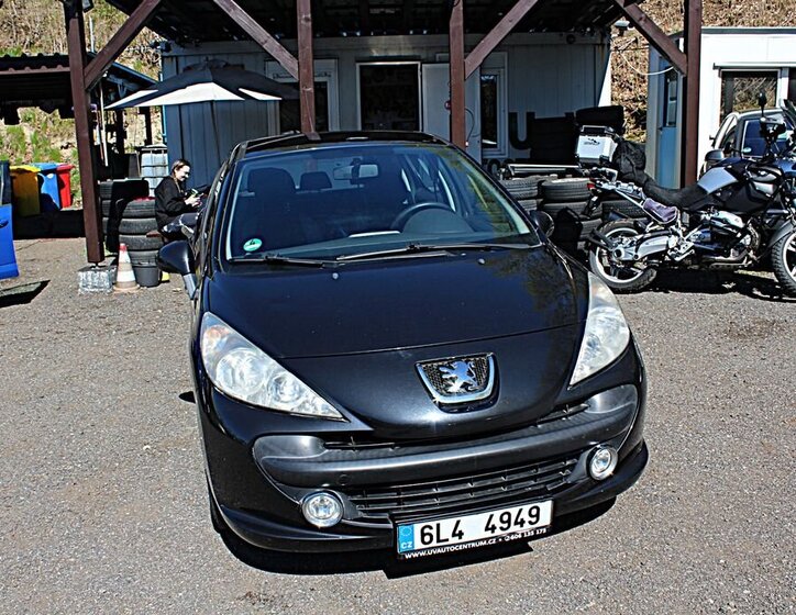 Peugeot 207 Hatchback 1,4 l 70 kw