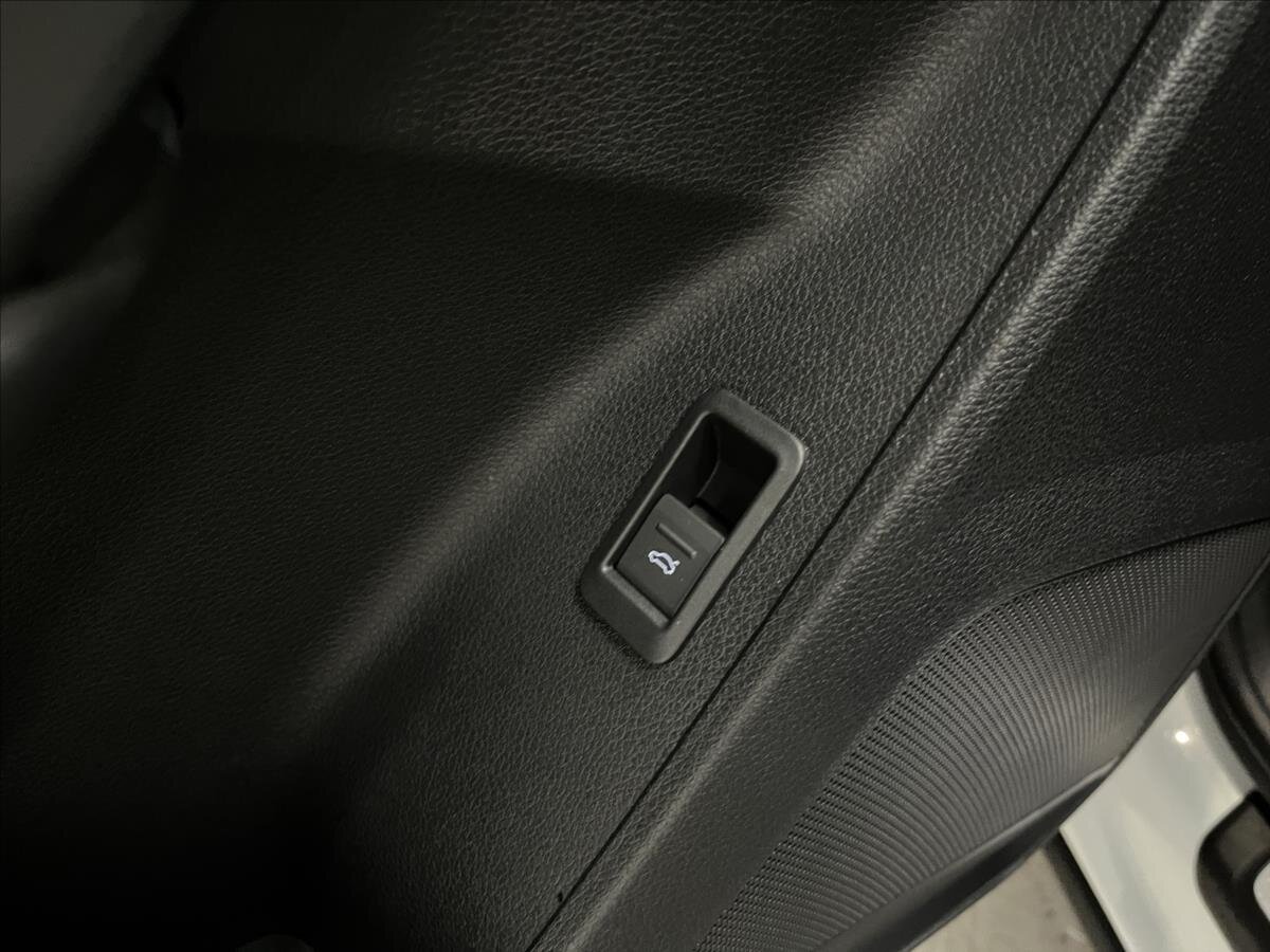 Audi Q3 SUV / Terénní 1,5 l 110 kw