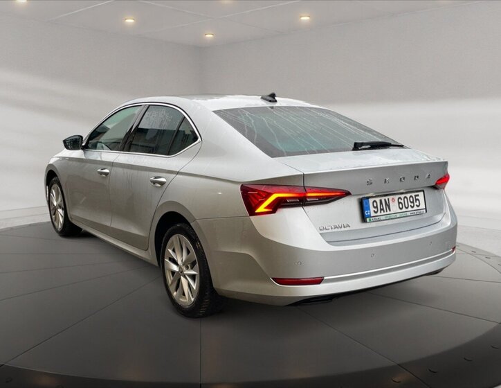 Škoda Octavia Liftback 2,0 l 85 kw
