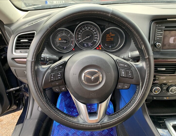 Mazda 6 Sedan / Limuzína 2,2 l 129 kw