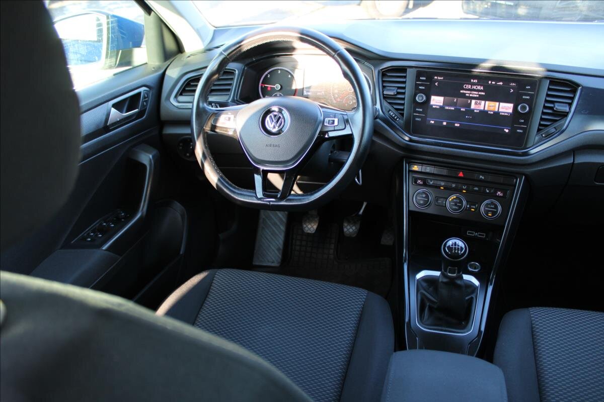 Volkswagen T-Roc SUV 1,6 l 85 kw