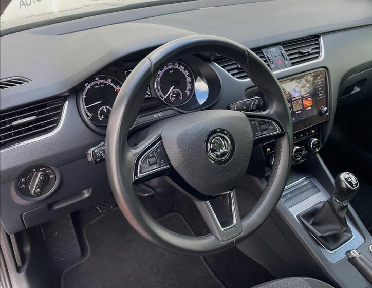 Škoda Octavia 13