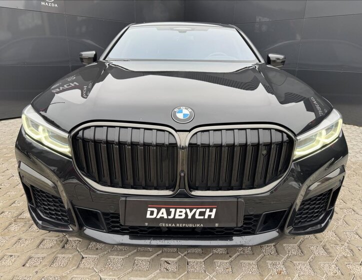 BMW Řada 7 Sedan 3,0 l 250 kw
