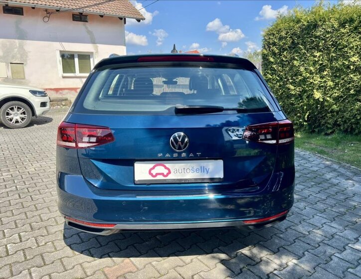 Volkswagen Passat Kombi 2,0 l 110 kw
