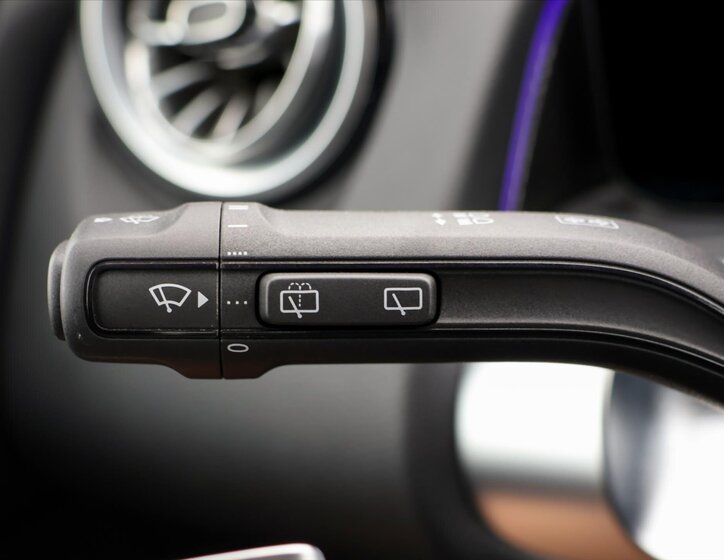 Mercedes-Benz GLB SUV / Terénní 2,0 l 110 kw