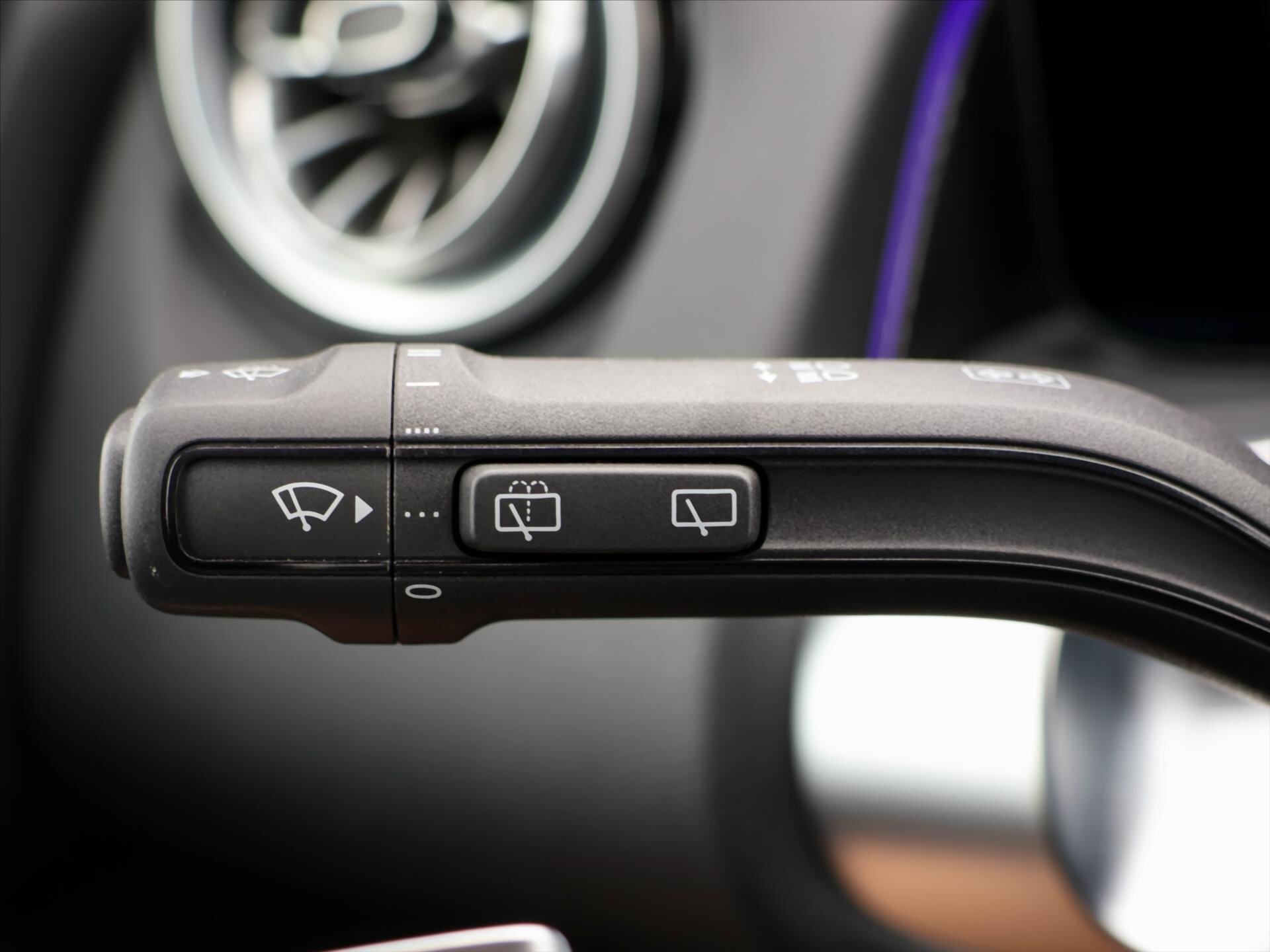 Mercedes-Benz GLB SUV / Terénní 2,0 l 110 kw