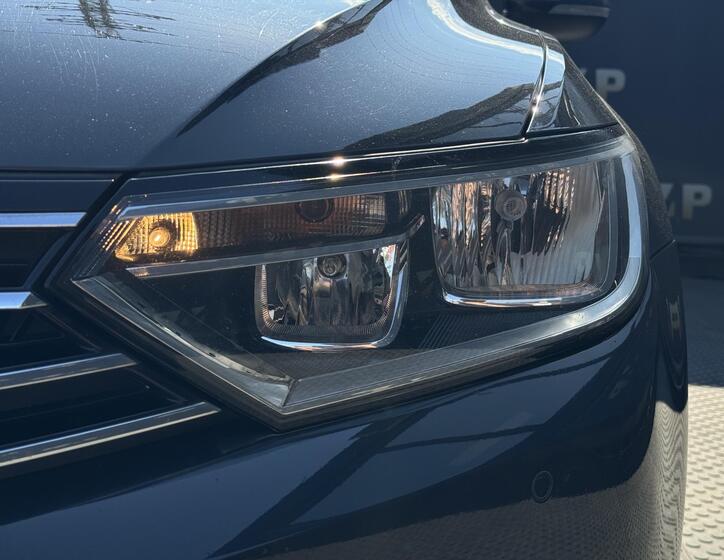 Volkswagen Passat 35