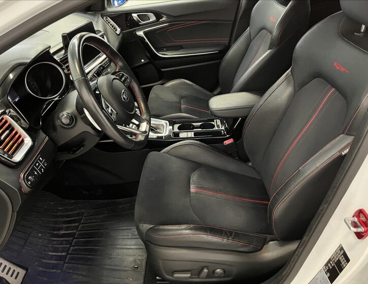 KIA ProCeed Kombi 1,6 l 150 kw