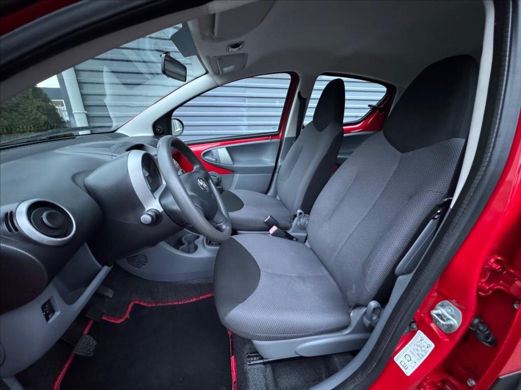 Toyota Aygo Hatchback 998,0 50 kw