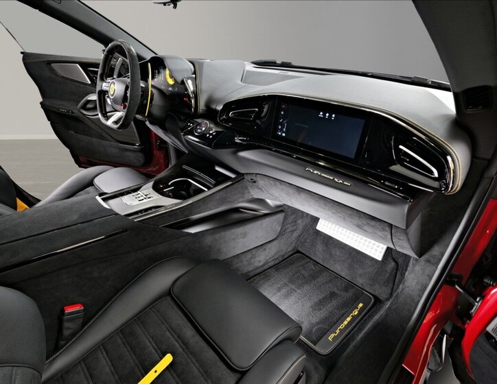 Ferrari Purosangue SUV / Terénní 6,5 l 529 kw