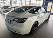 Tesla Model 3 Sedan / Limuzína 0,0 377 kw