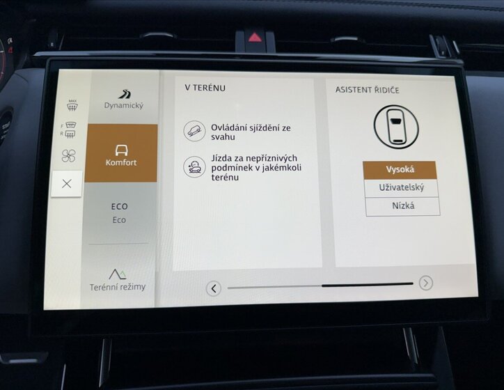 Land Rover Range Rover Velar SUV / Terénní 3,0 l 221 kw