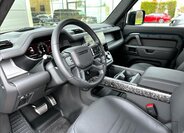 Land Rover Defender SUV / Terénní 4,4 l 467 kw