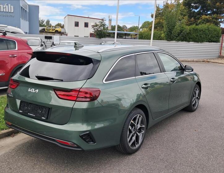KIA Ceed 11