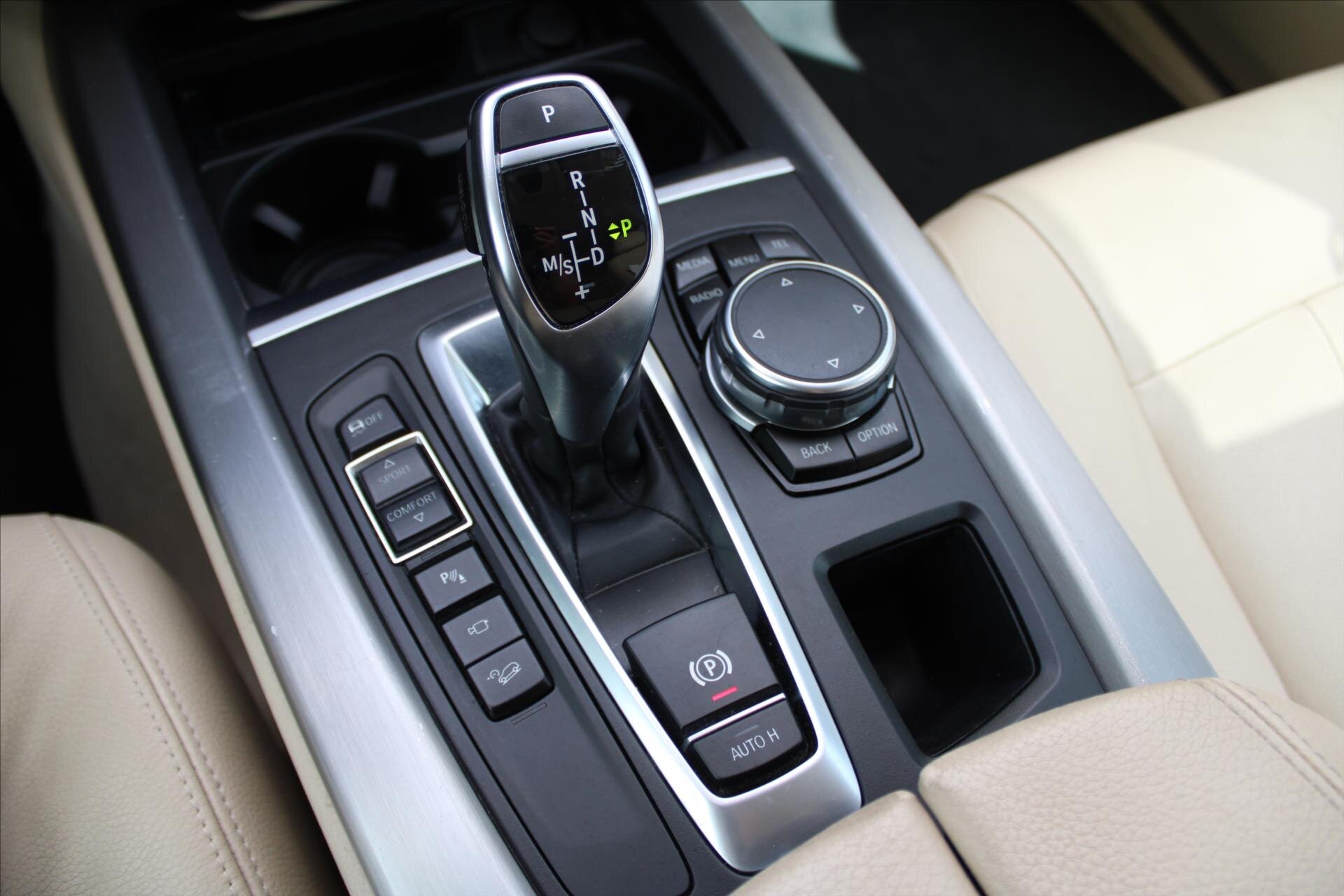 BMW X5 SUV 3,0 l 190 kw