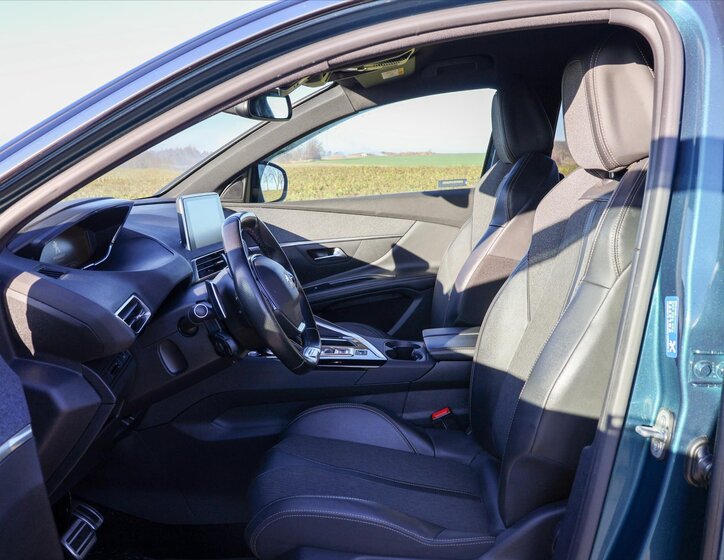 Peugeot 5008 12