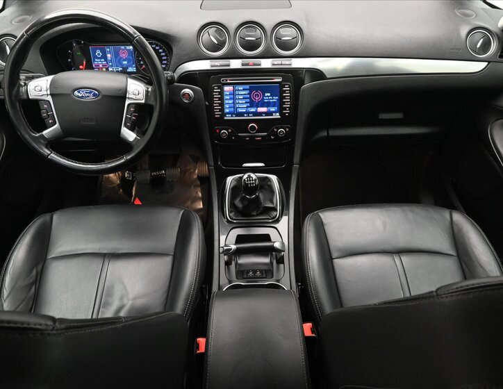 Ford S-MAX MPV 2,0 l 100 kw