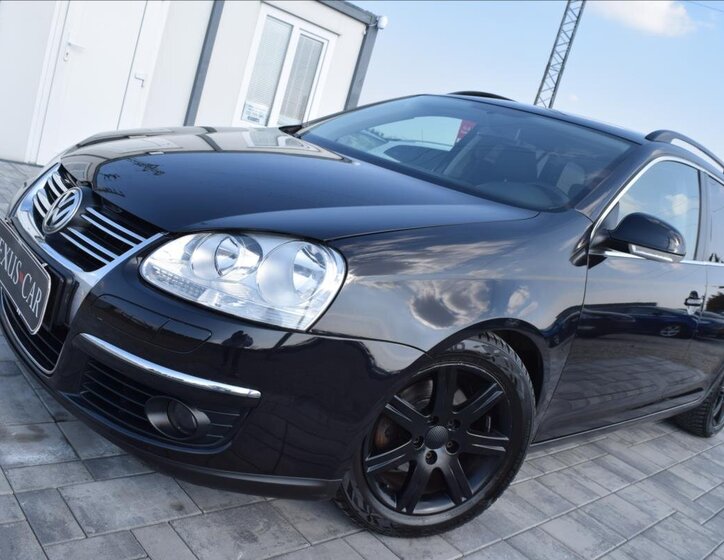 Volkswagen Golf Kombi 1,6 l 75 kw