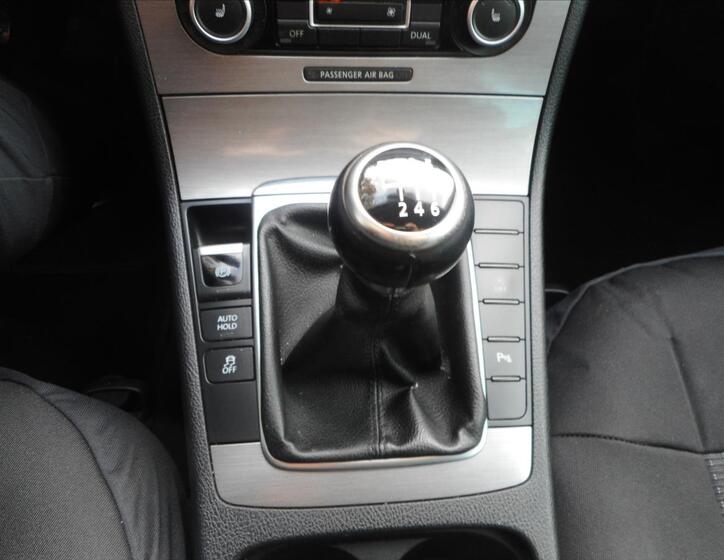 Volkswagen Passat 15