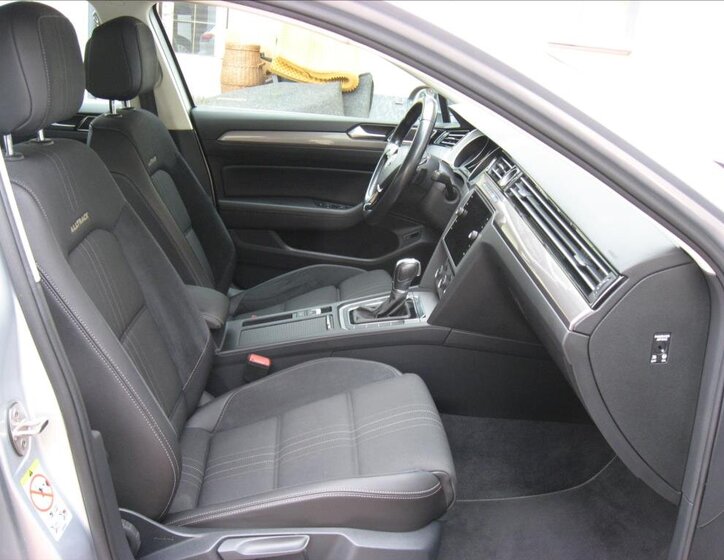 Volkswagen Passat 16