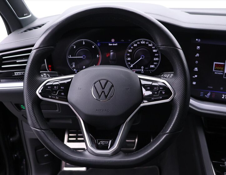 Volkswagen Touareg SUV / Terénní 3,0 l 210 kw