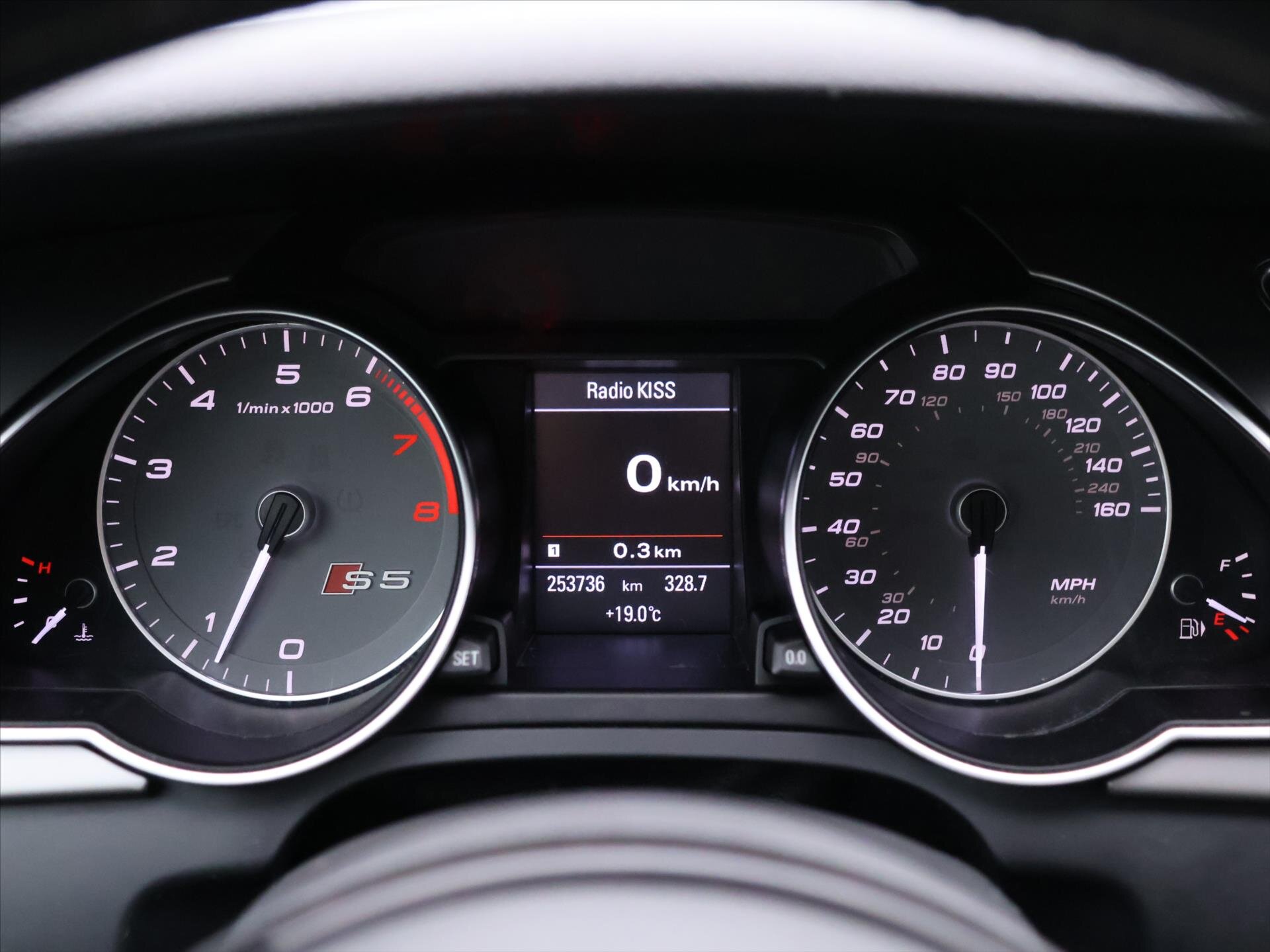 Audi S5 Sedan 3,0 l 245 kw