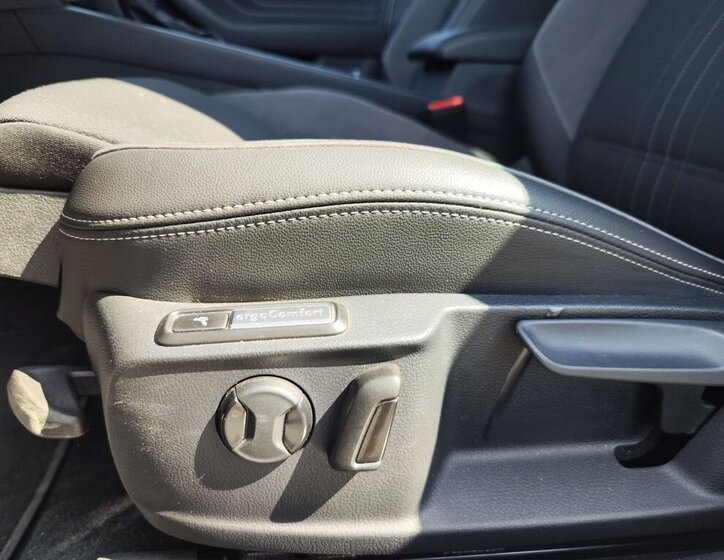 Volkswagen Passat Kombi 2,0 l 147 kw