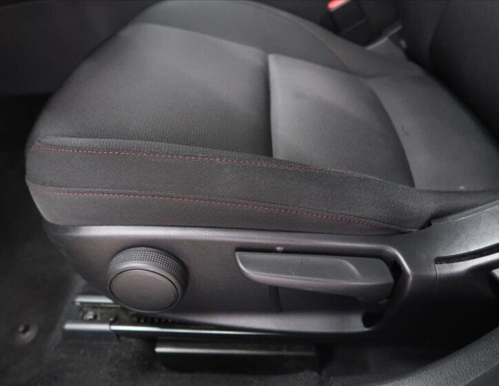 Mazda 3 Hatchback 2,0 l 110 kw