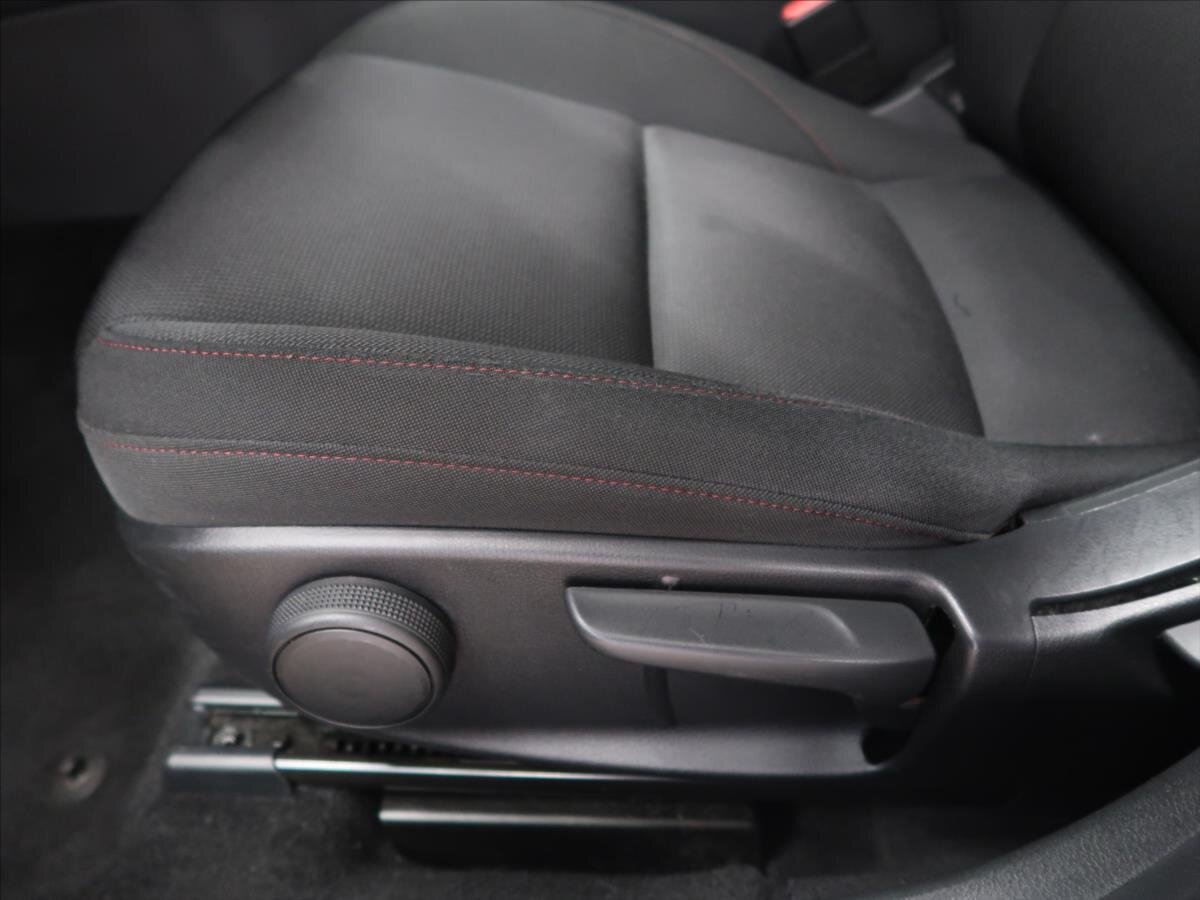 Mazda 3 Hatchback 2,0 l 110 kw